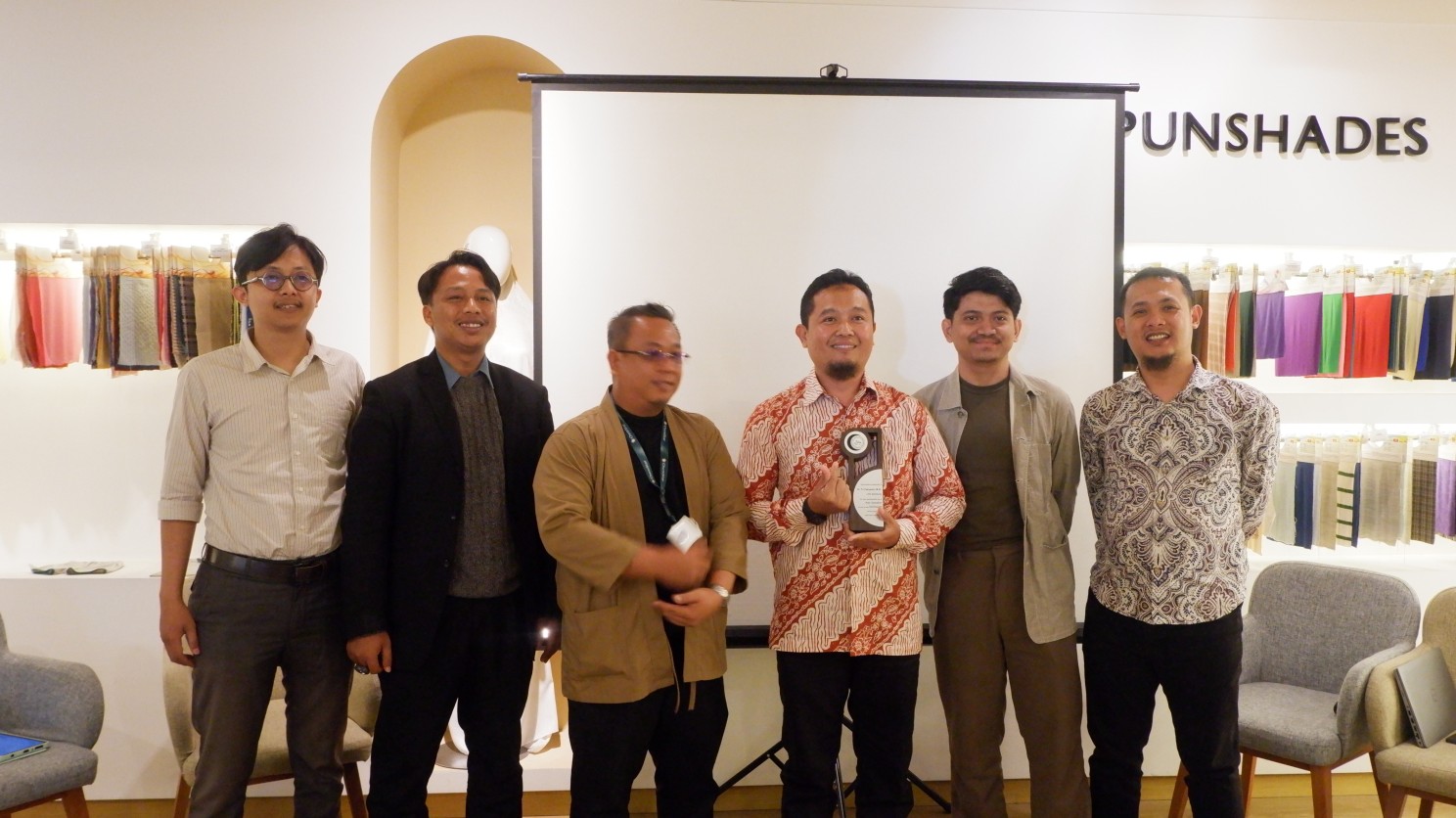 GFHS Sukses Gelar Talk Show “Halal Fashion Forward” di Bandung, Dorong Integrasi Nilai Halal, Tren Global, dan Keberlanjutan